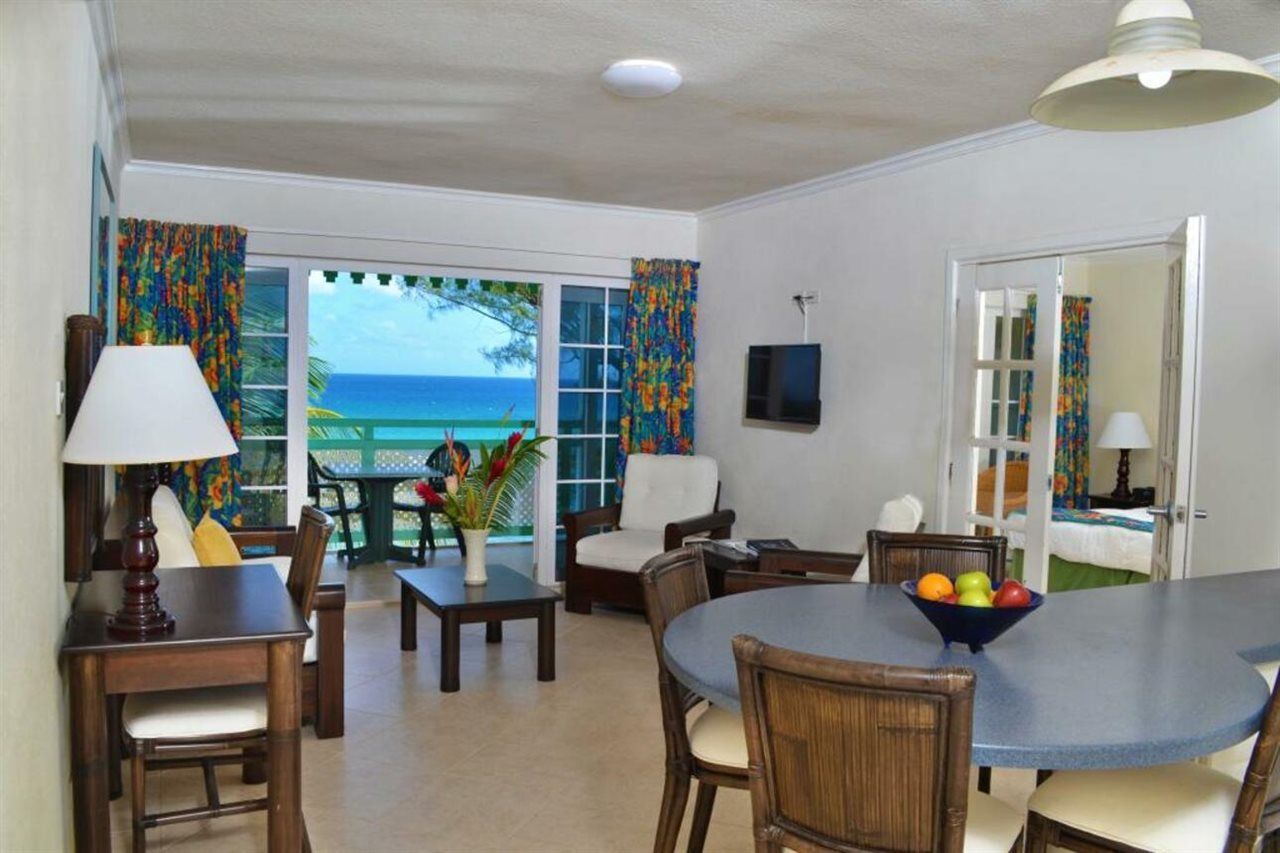Hotel Coral Mist